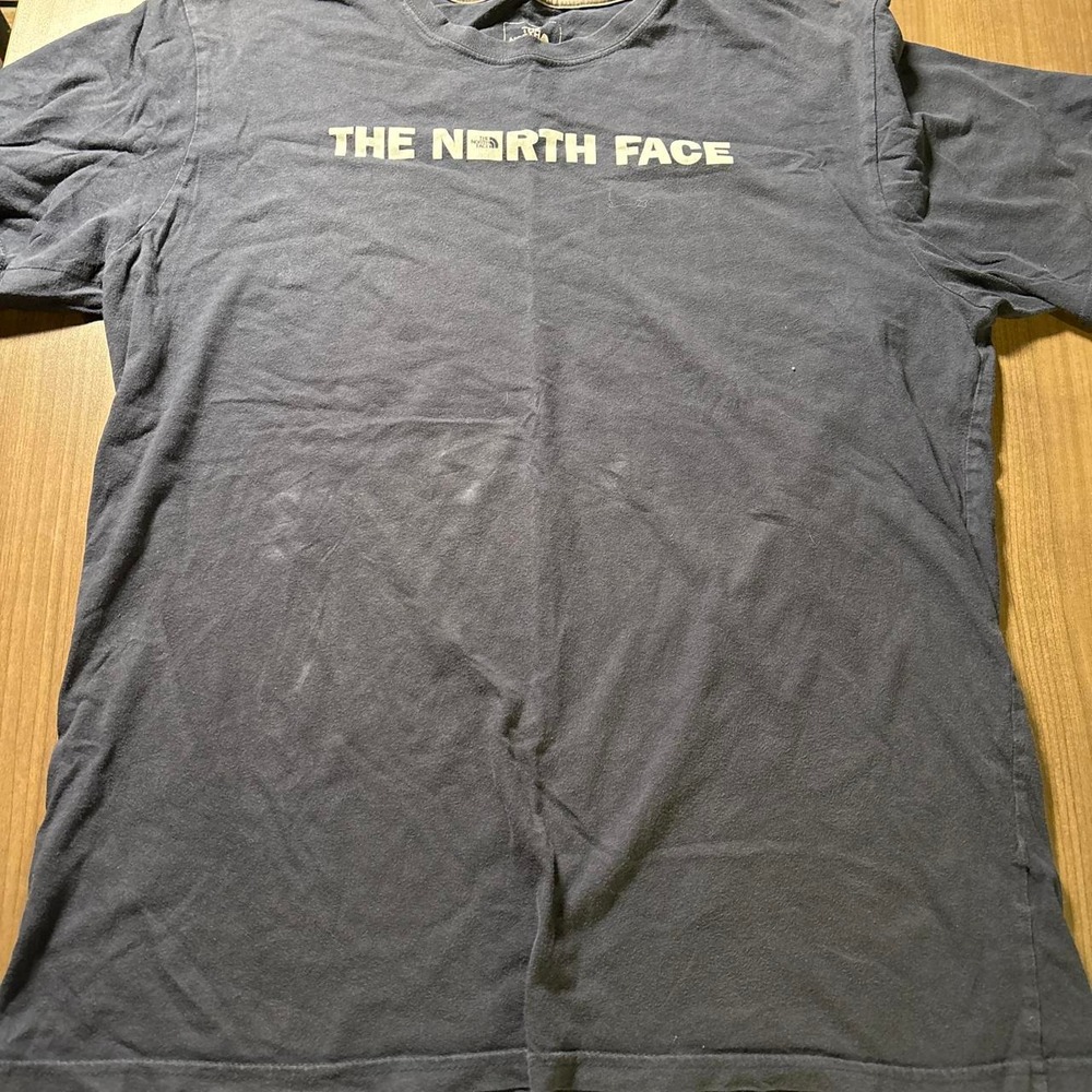 The North Face gray cotton t-shirt in size L